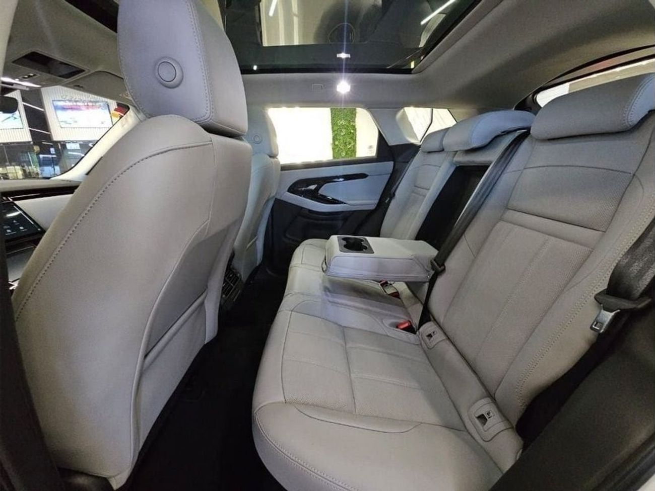 Land Rover Range Rover Evoque Range Rover Evoque - 3 Years Warranty 100,000KM Provided From GERMAN EXPERTS