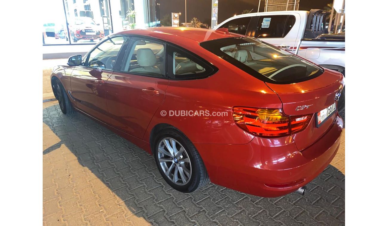 بي أم دبليو 320 جران توريزمو 320 GT