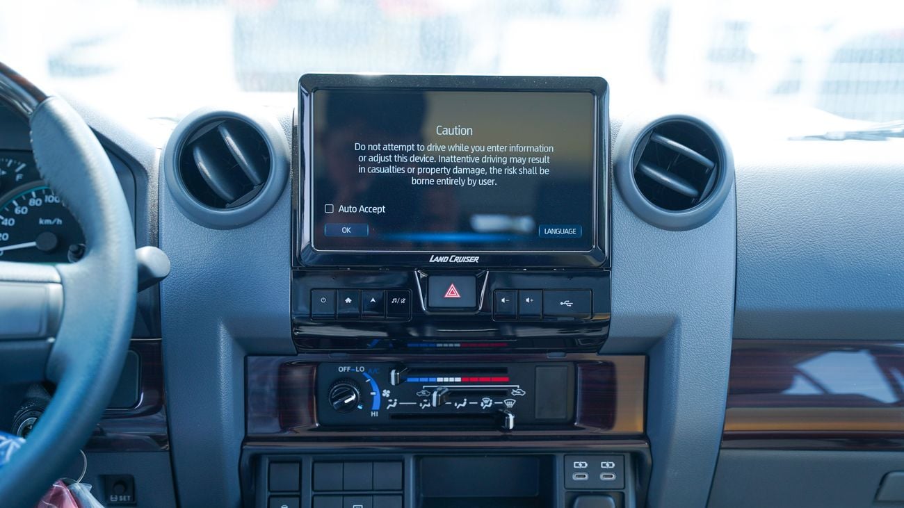 Toyota Land Cruiser 70