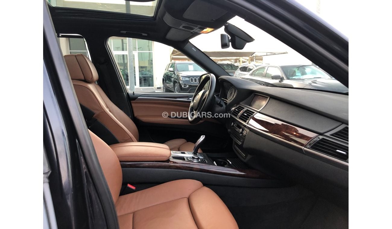 بي أم دبليو X5 موديل 2010 خليجي فل مواصفات كراسي جلد ومثبت سرعه وتحكم كهربي كامل ونظام صوت ممتاز وكاميرا خلفيه