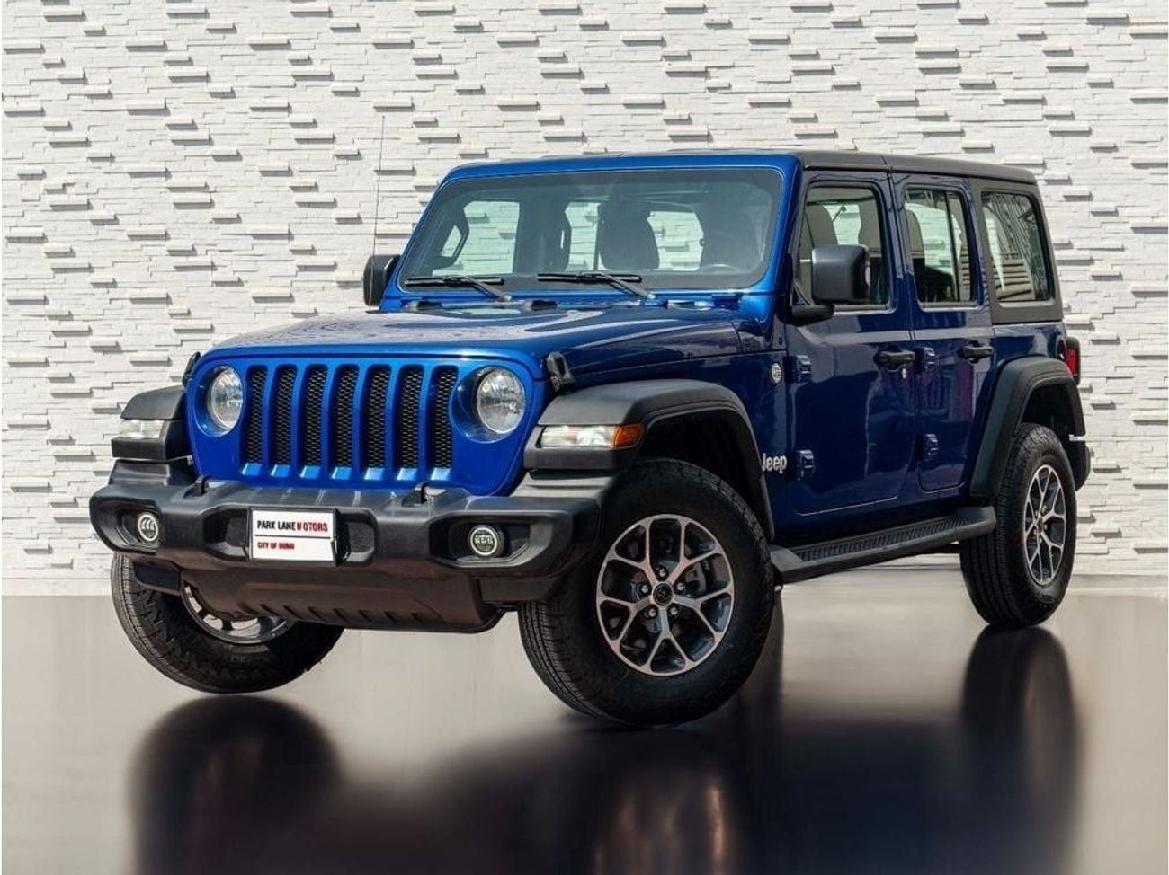 جيب رانجلر AED 2,202 PM • WRANGLER UNLIMITED SPORT • ONLY 61,000 KMS • PRISTINE CONDITION