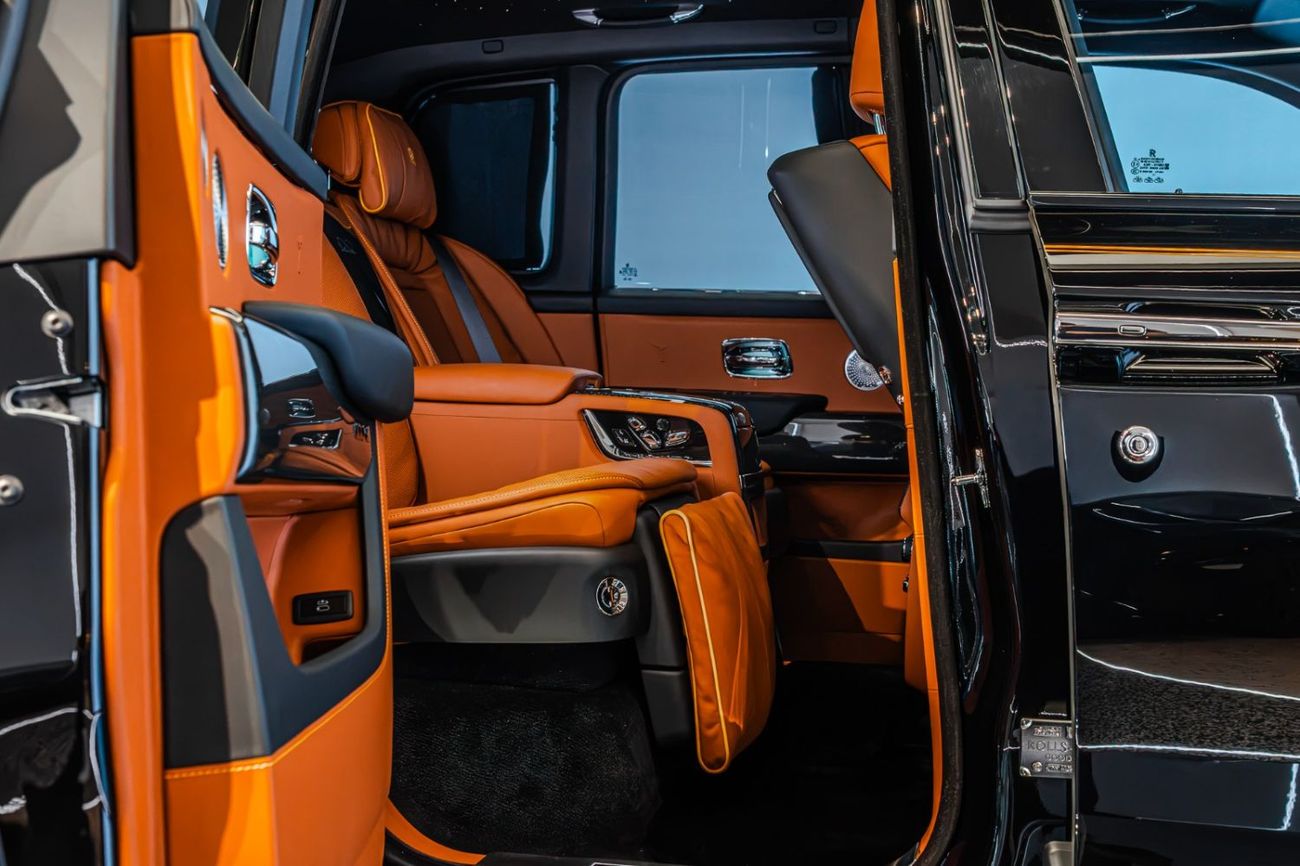 Rolls Royce Cullinan BLACK BADGE 2023 Rolls-Royce Cullinan | 6.75L Twin-Turbo V12 | European Specs
