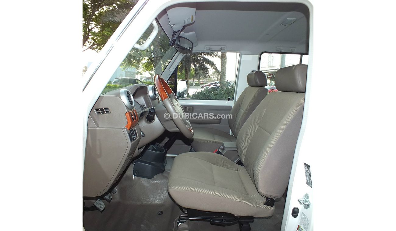 Toyota Land Cruiser Capsule