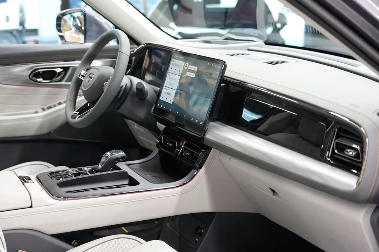 جي إي سي GS 8 2.0T GX (4WD) Traveller GX | GCC 0km | 5 Years Agency Warranty