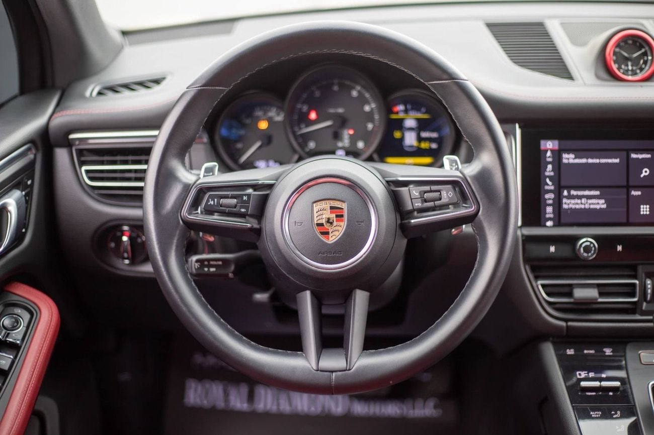 Porsche Macan STD | GCC | full service history