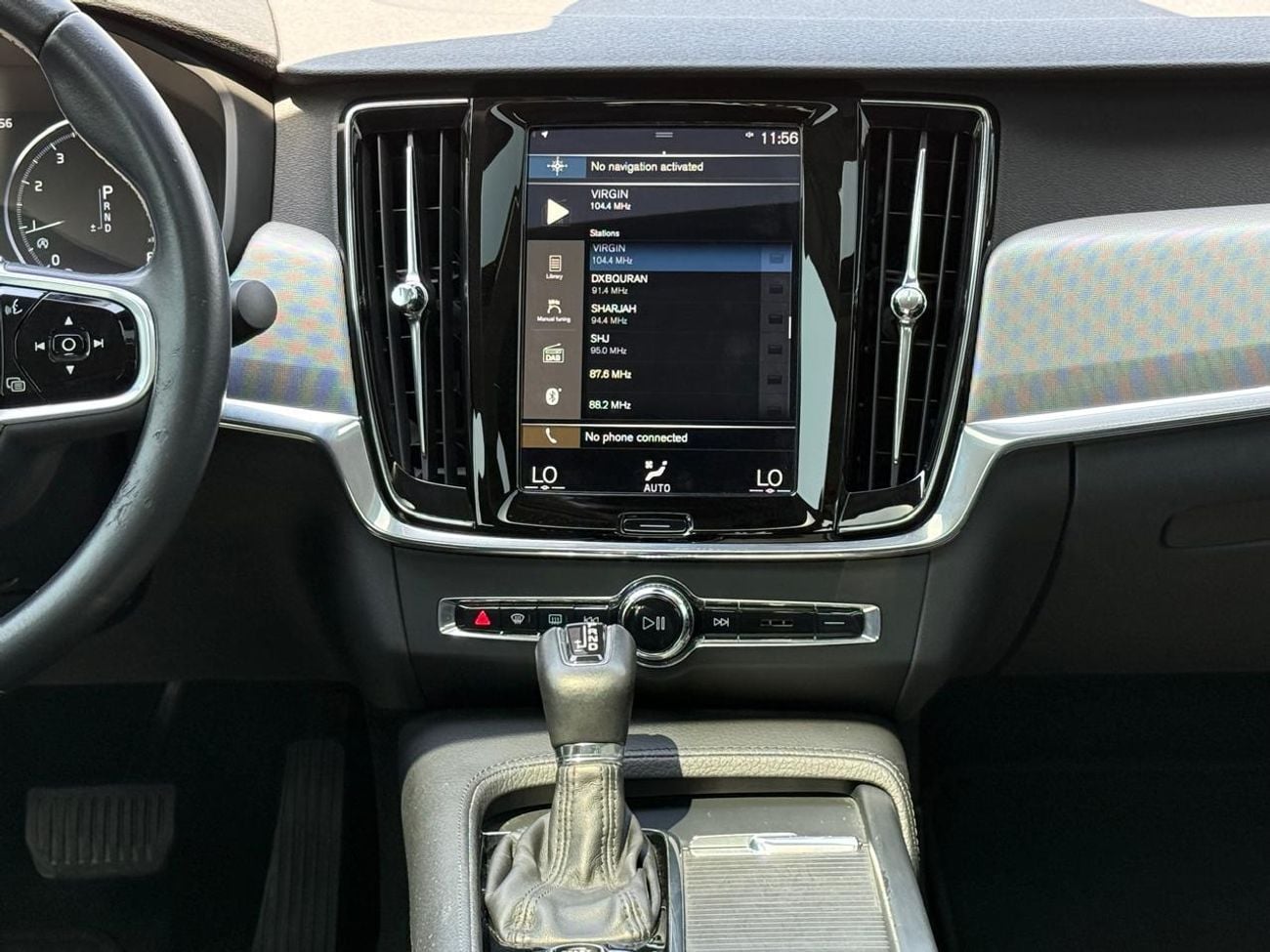 Volvo S90 T5 Momentum 2.0L  VOLVO S90T5 UNLIMITED BRIGHT MOMENTUM 2021 GCC FULL SERVICE HI