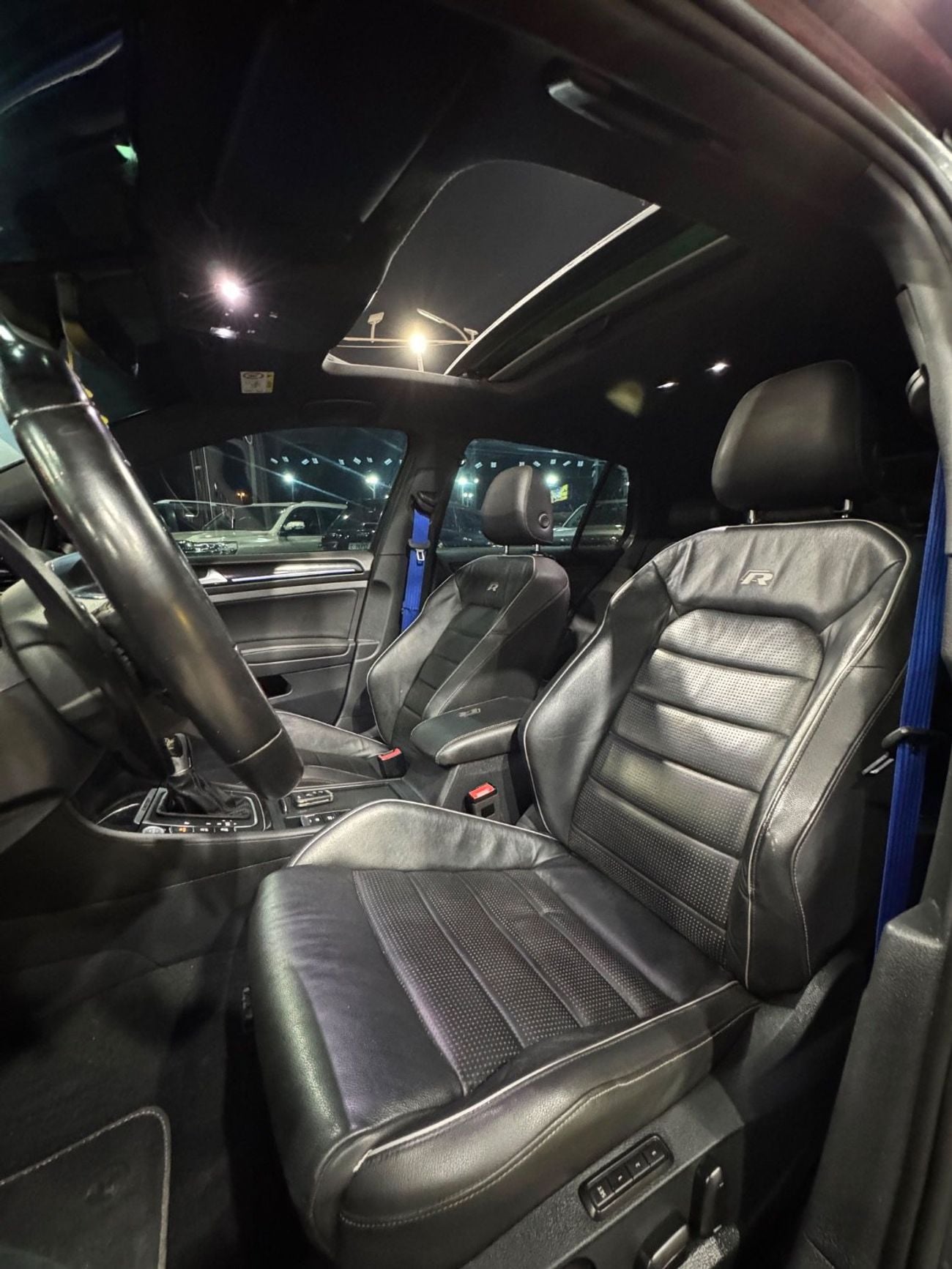 Volkswagen Golf R