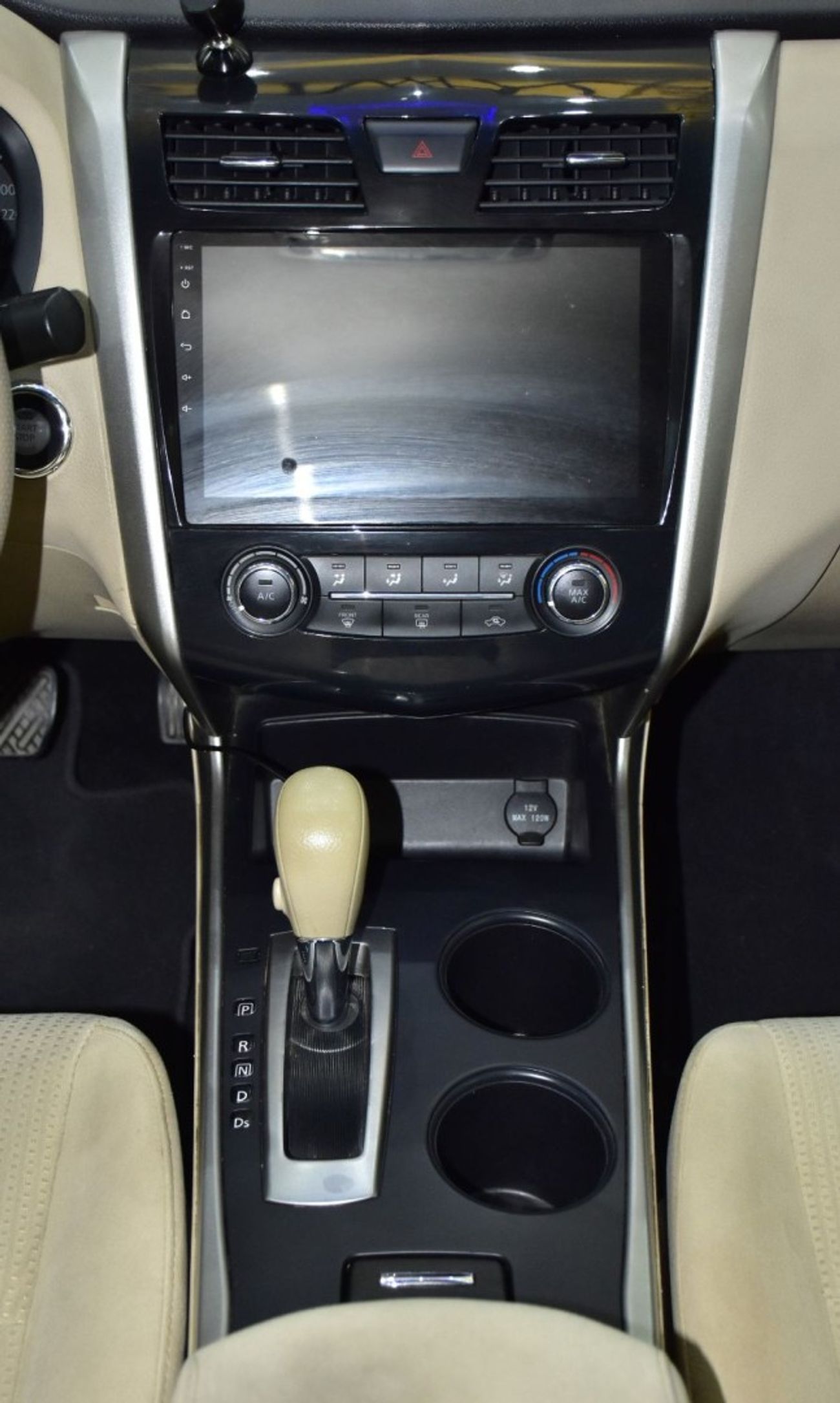 Nissan Altima EXCELLENT DEAL for our Nissan Altima 2.5 S ( 2015 Model ) in White Color GCC Specs