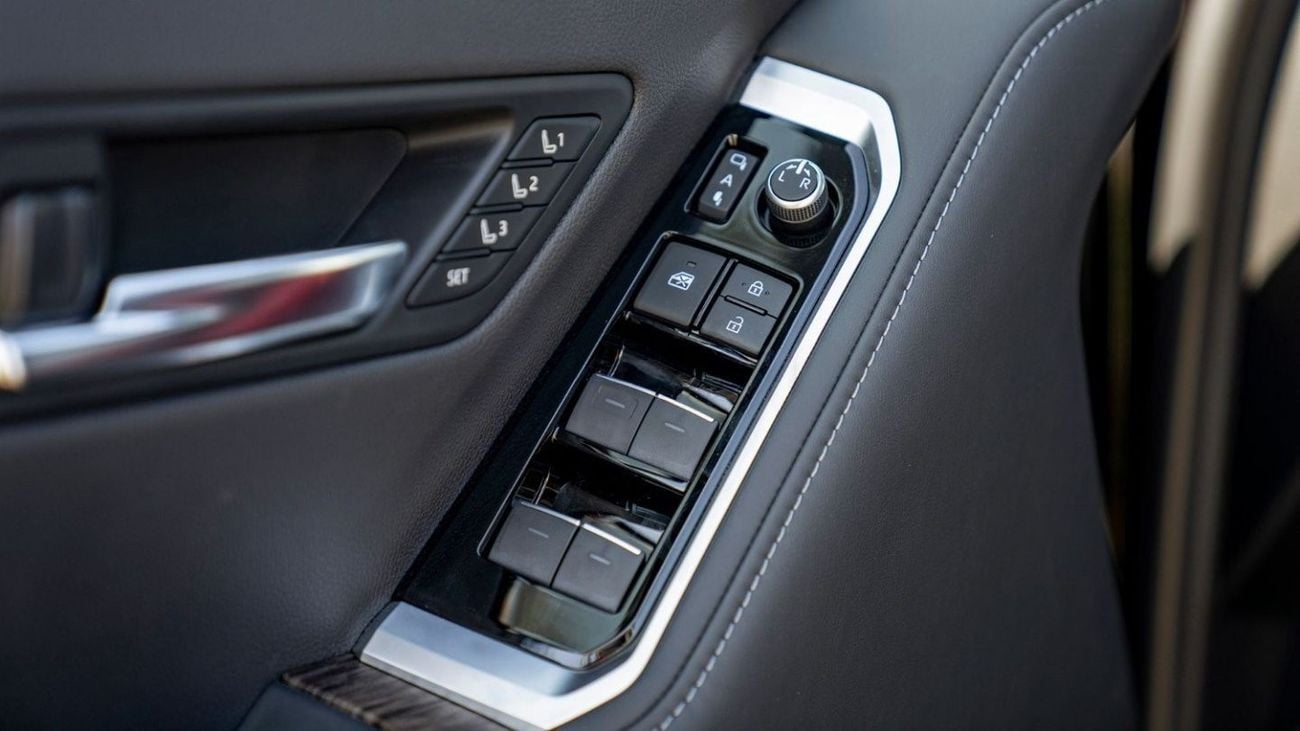 Toyota Land Cruiser (LHD) TOYOTA LAND CRUISER LC300 VXR 3.5P AT MY2025 – BLACK