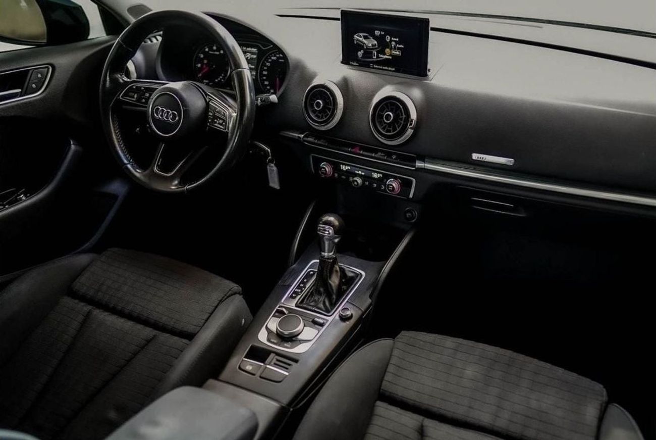 Audi A3 30 TFSI 1.0L