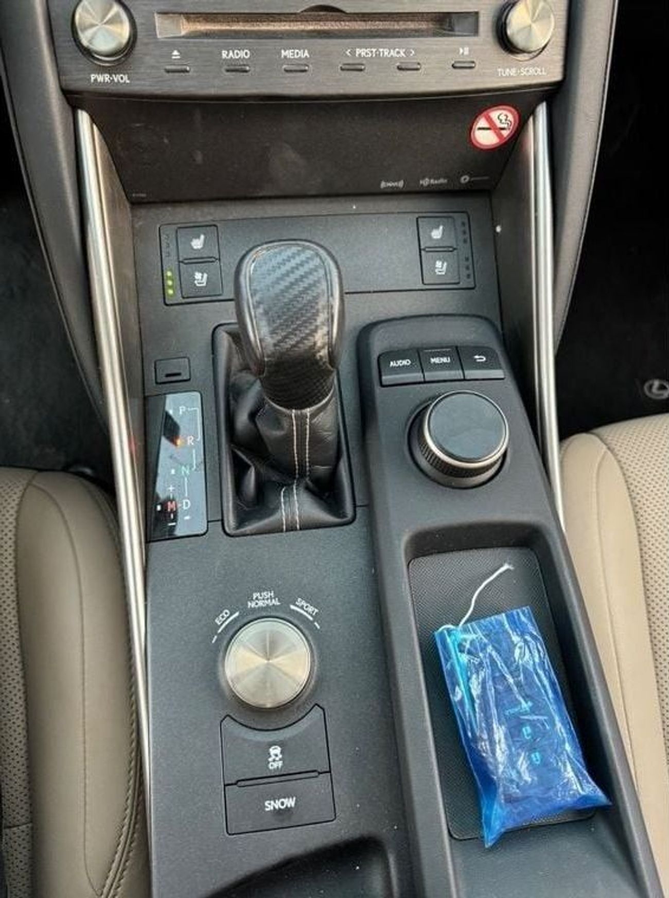 لكزس IS200t 2017 TURBO ENGINE 2.0T V4 NO ACCIDENT USA IMPORTED