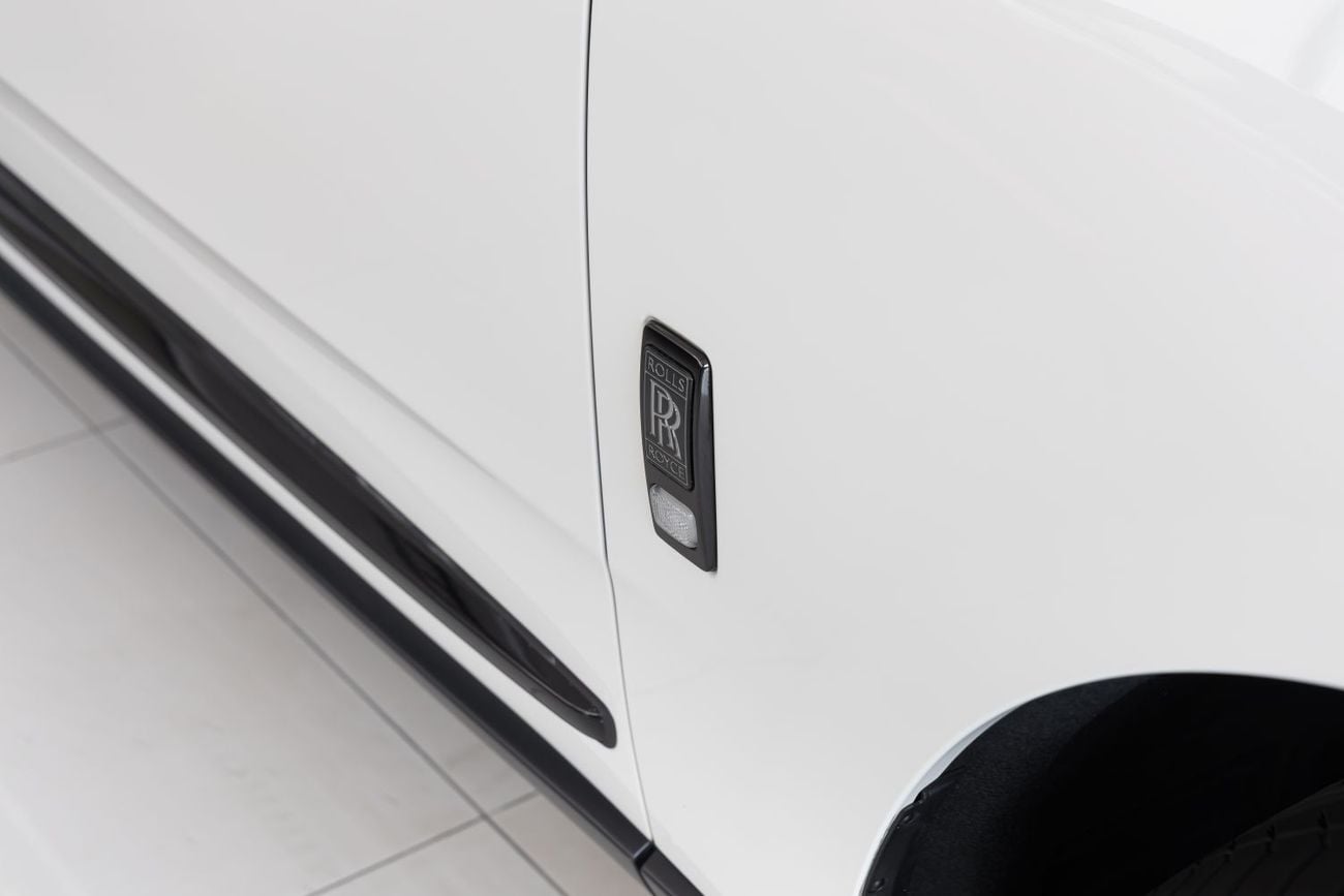 رولز رويس كولينان Rolls-Royce Cullinan Black Badge | Bespoke Orange Interior | Fully loaded | WARRANTY AVAILABLE PITST