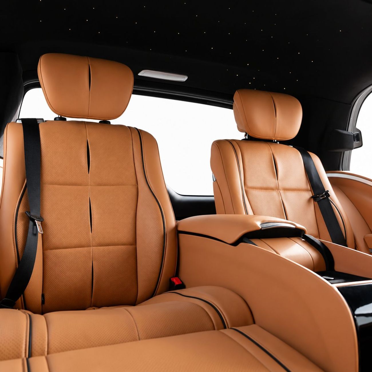 Mercedes Benz V 250 V 250 AED 2,565 P.M • 0% Downpayment •  Mercedes-Benz V 250 VIP Design • 1 Year Warranty