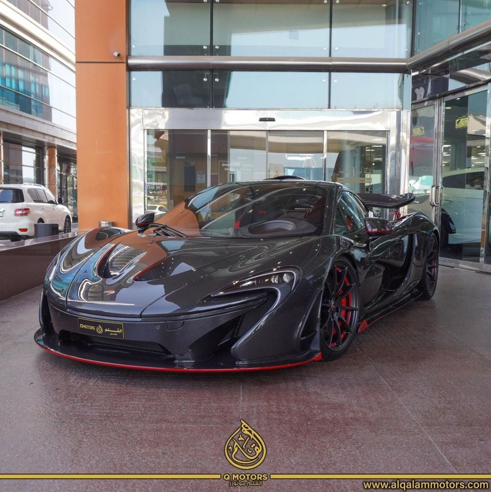 CARBON EDITION 2015 MCLAREN P1 ( 1 OF 5 ) CARBON SERIES GCC DONE ONLY 2000KM 2015