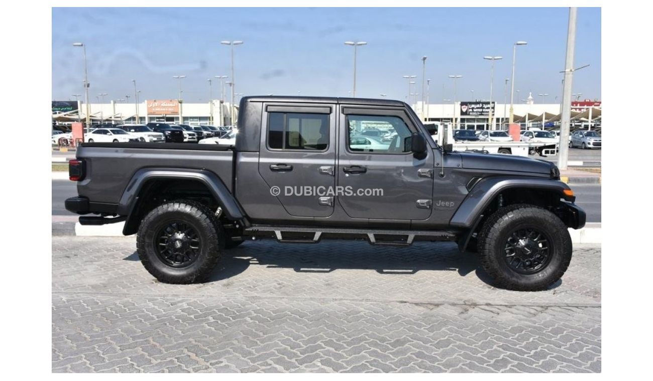 Used Jeep Gladiator Overland UNLMITID 3.6L V06 ( CLEAN CAR WITH