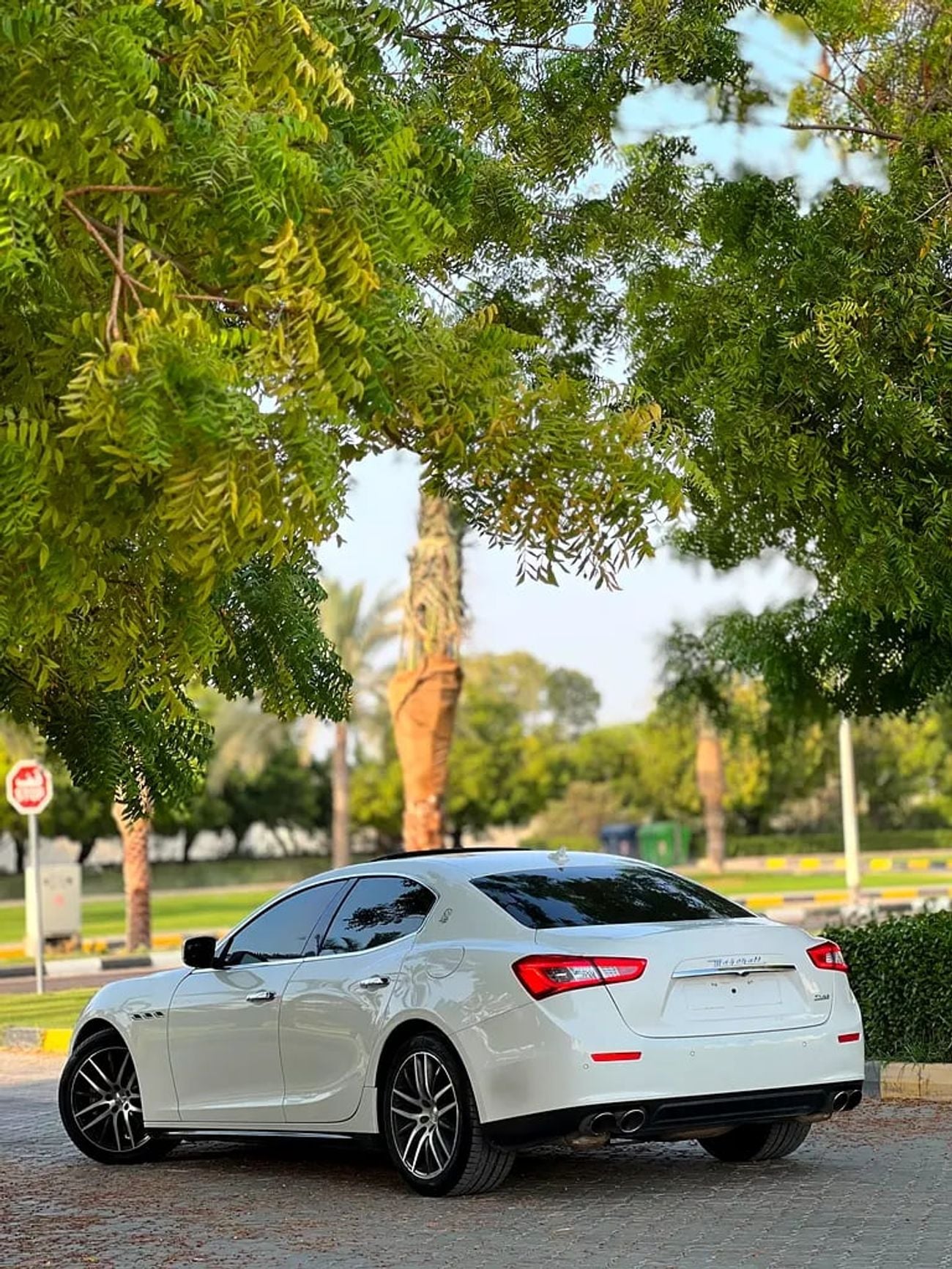 مازيراتي جيبلي S GCC Specs - Pristine Condition