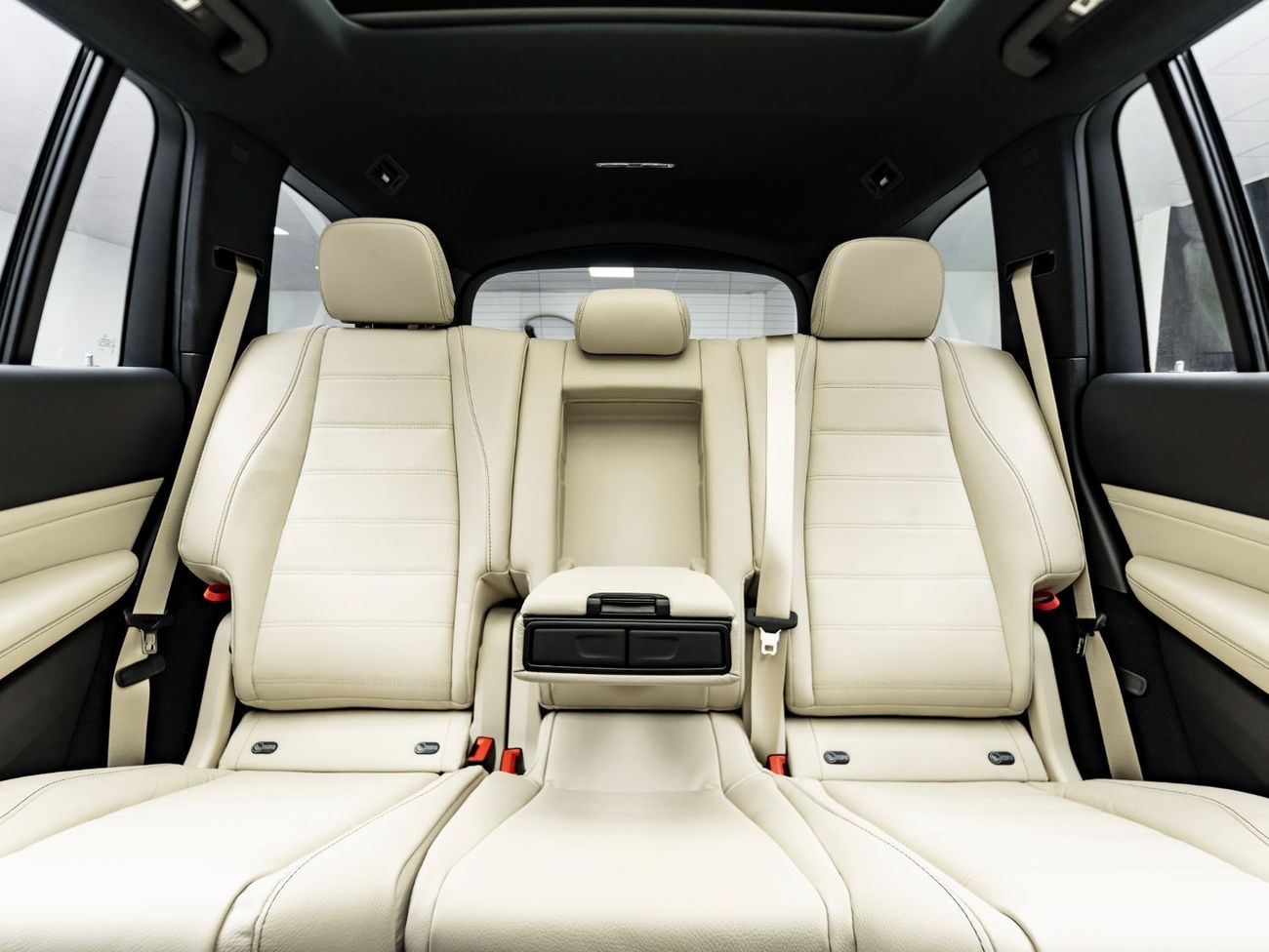 مرسيدس بنز GLS 450 Premium + 3.0L (389 HP)