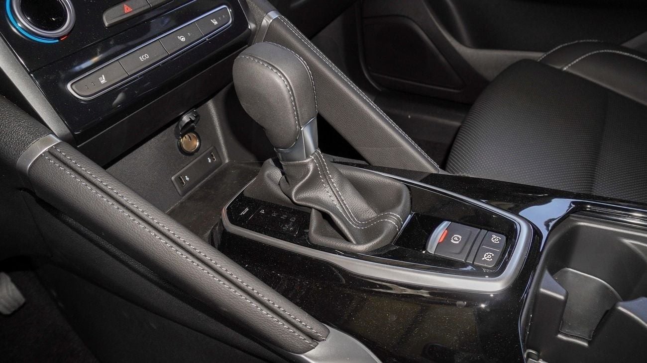 رينو كوليوس 4WD  2.5L