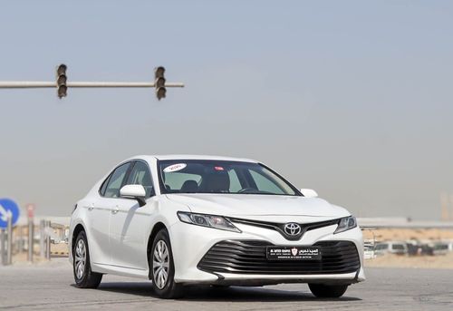 تويوتا كامري S 2.5L (181 HP) Toyota Camry 2020 GCC without accidents in excellent condition 1388 P.M