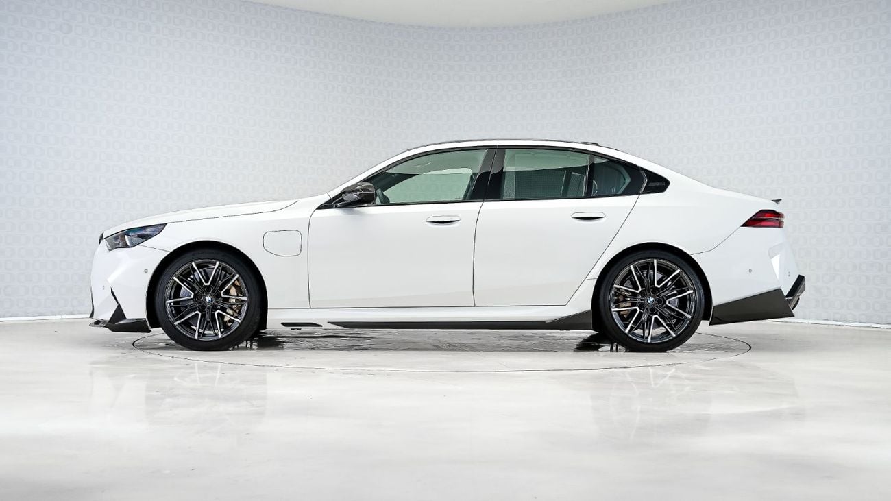 بي أم دبليو M5 