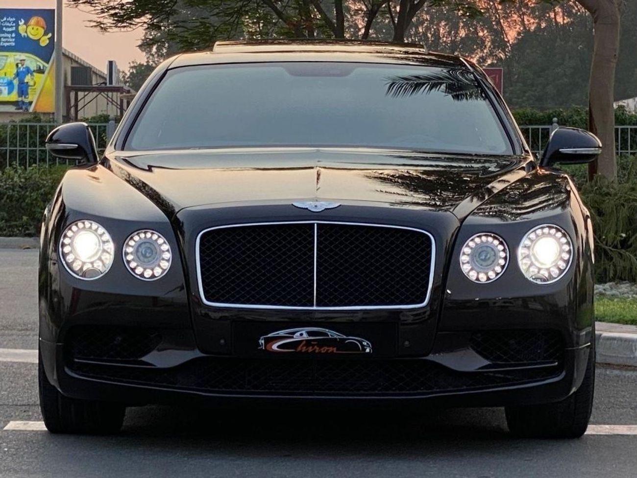 بنتلي فلاينج سبور BENTLEY FLYING SPUR V8S 2018 - 2 KEYS - EXCELLENT CONDITION