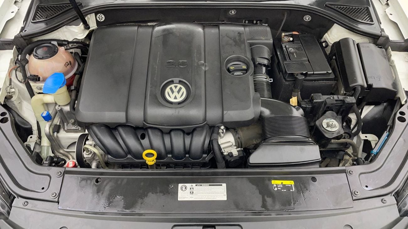 Volkswagen Passat S 2.5L 2.5L 2018 | 0 DP | 524/Month | 30 Day Return | Service History