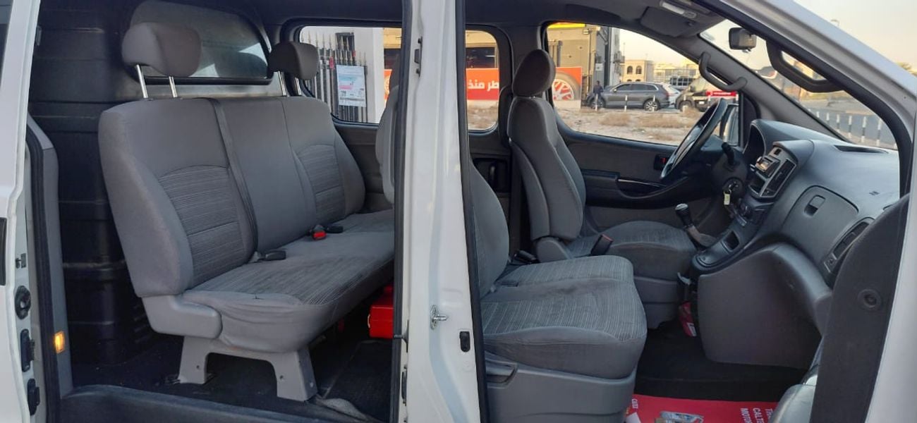 Hyundai H-1 6-seater delivery van | NO CONVENIENCE FEES