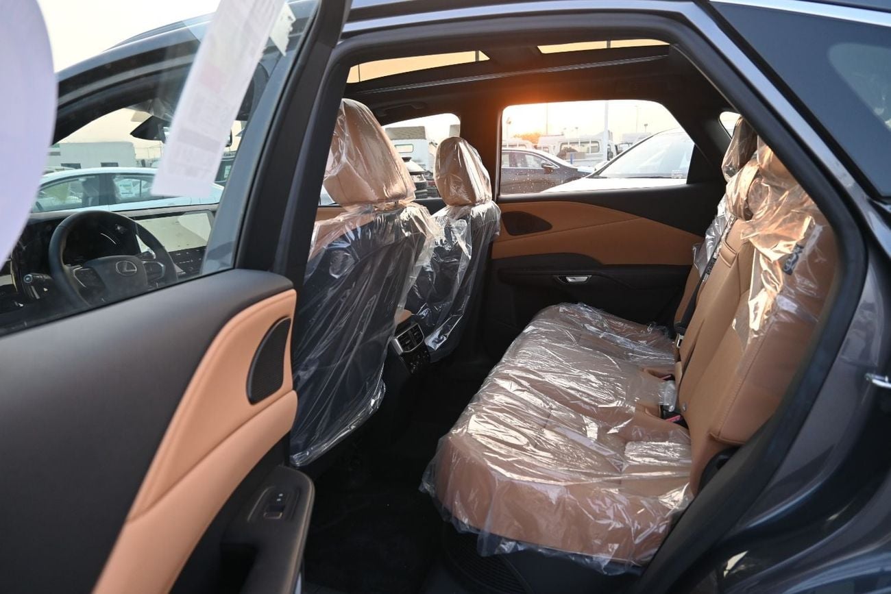 لكزس RX 350h لكزس RX350h الفاخرة موديل 2026، محرك 2.5 لتر هجين، دفع رباعي، اللون أبيض