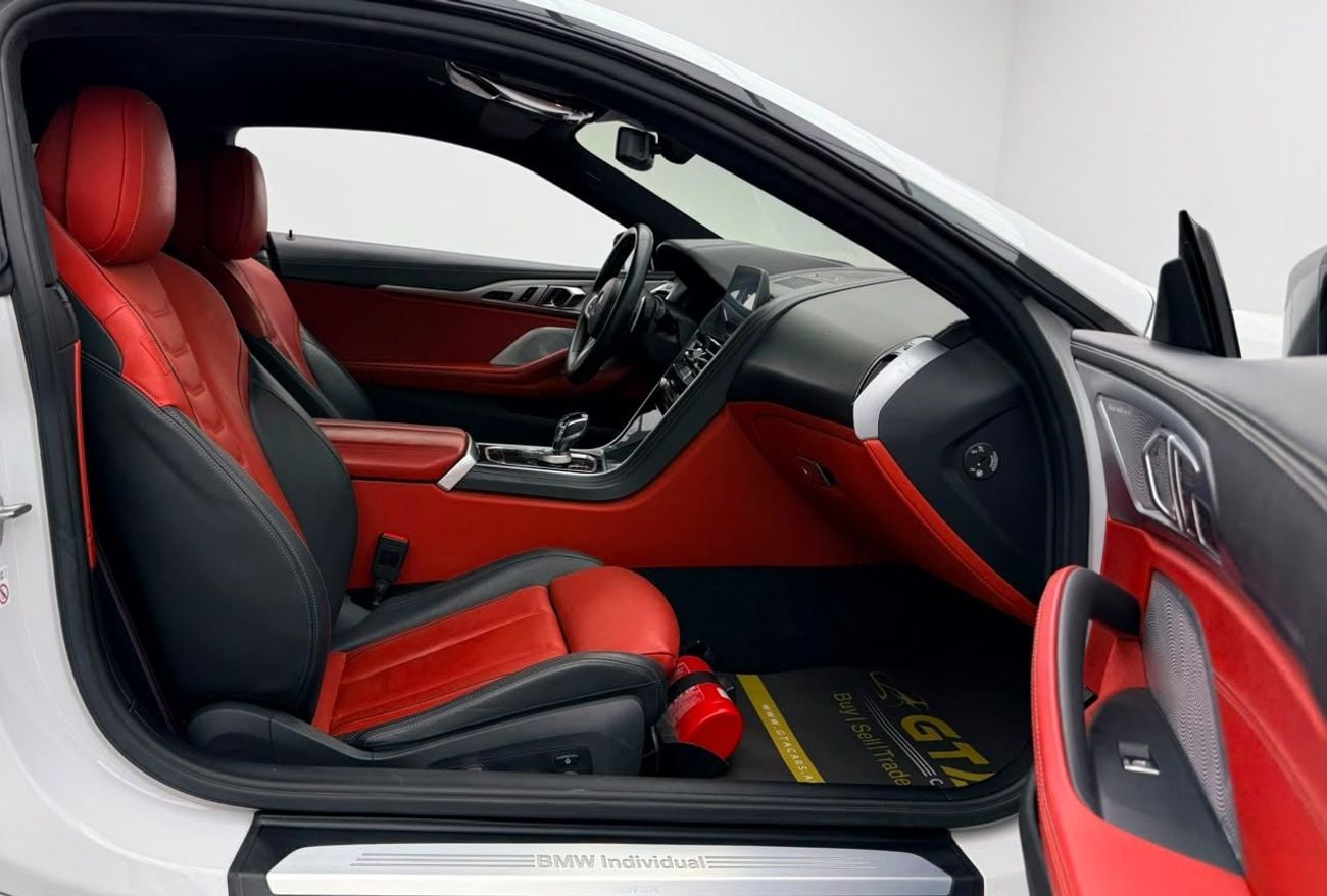 بي أم دبليو M850i xDrive 2019 BMW M850i Coupe, Warranty, Full BMW Service History, Fully Loaded, GCC