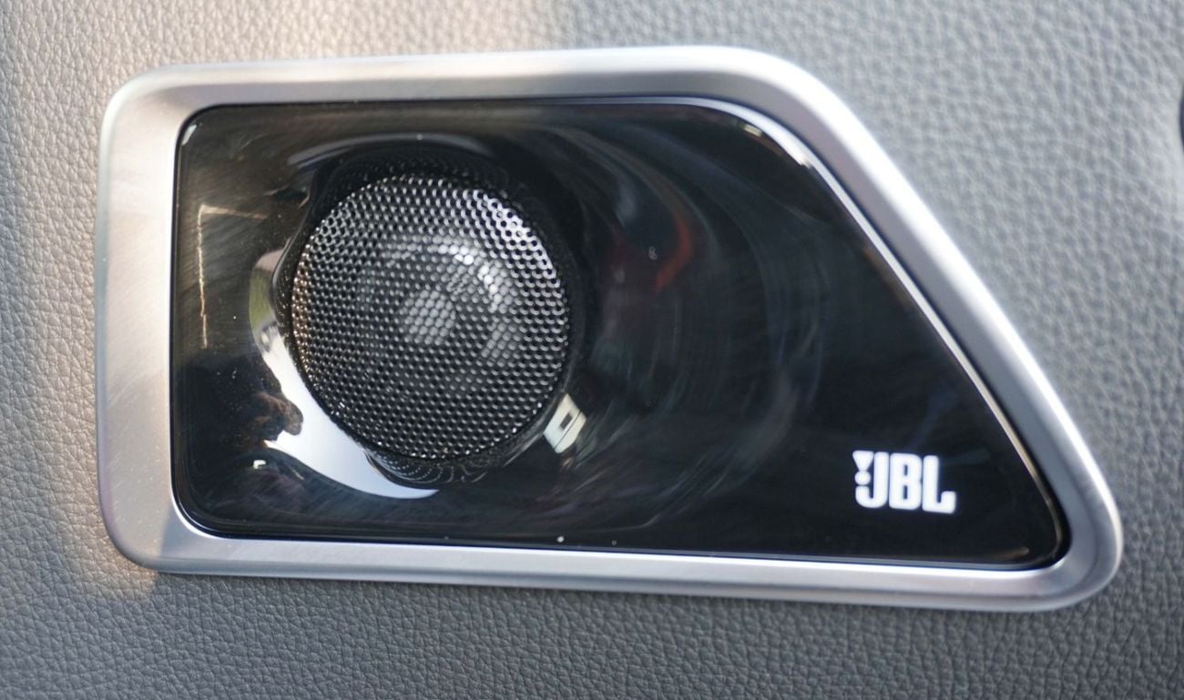 تويوتا لاند كروزر TOYOTA -LAND CRUISER HV VXR 3.5 A/T FULL GCC