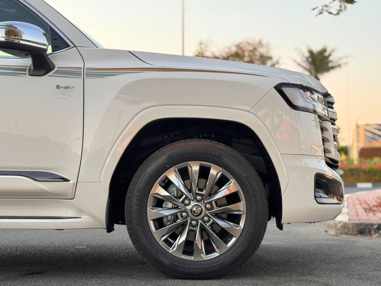 Toyota Land Cruiser VXR