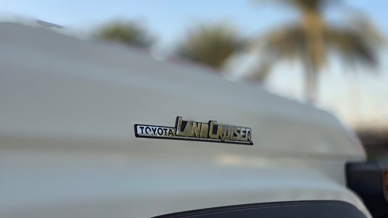 تويوتا لاند كروزر 70 LX 2.8L