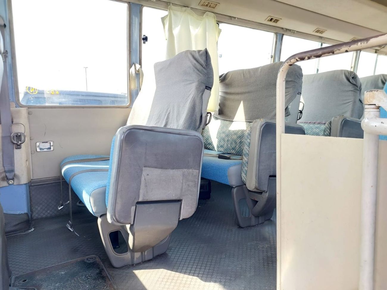 Mitsubishi Rosa (RAMADAN OFFER) MITSUBISHI ROSA BUS RHD 2000 MODEL 4.9 L DIESEL AUTOMATIC(PM00276)