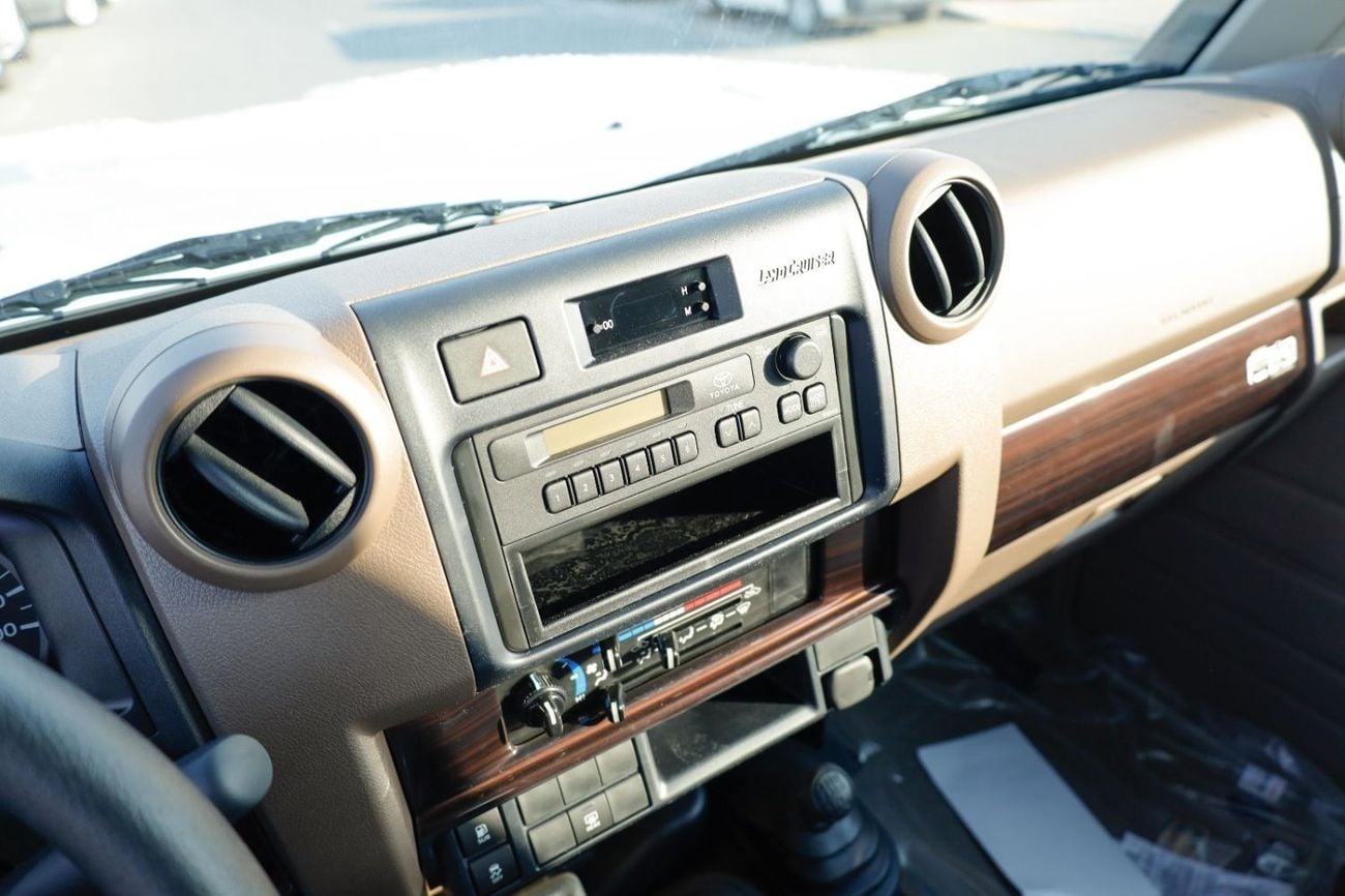تويوتا لاند كروزر 70 Toyota HardTop LC78 4.0 MT basic 2025