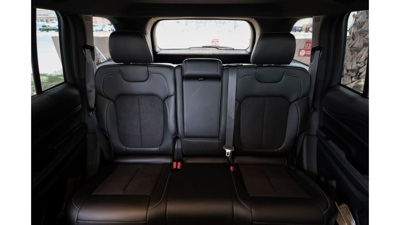 جيب جراند شيروكي Jeep Grand Cherokee Altitude 2024 GCC (BRAND NEW) under Agency Warranty with Flexible Down-Payment/