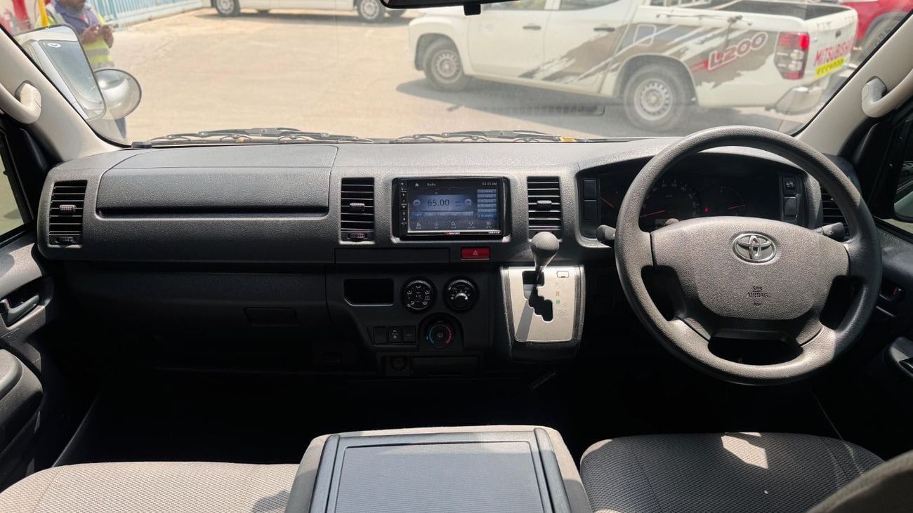 Toyota Hiace 13 SEATER | 2.0L PETROL ENGINE | AUTOMATIC TRANSMISSION | 2018