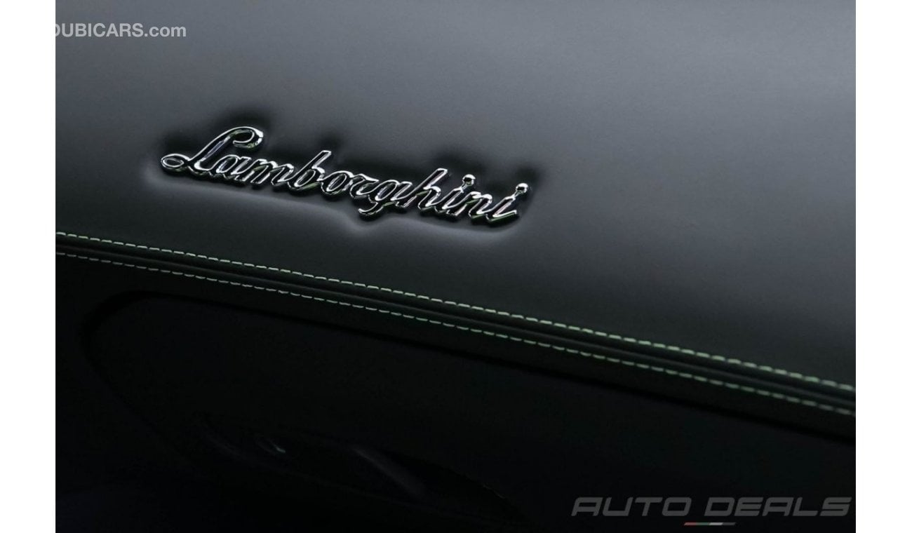 Lamborghini Aventador LP700 Roadster | 2014 - GCC - Service History - Extremely Low Mileage - Pristine Condition | 6.5L V1