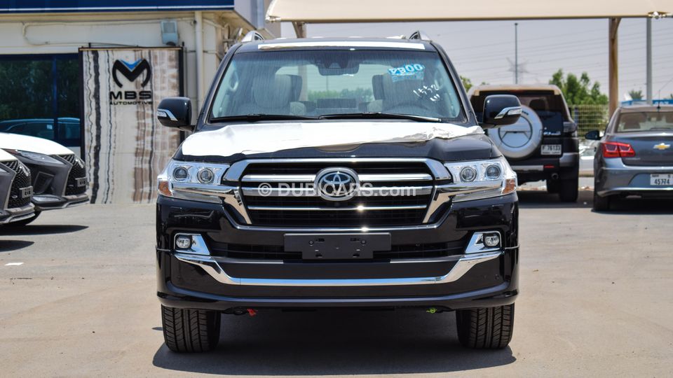 New Toyota Land Cruiser 5.7L VXR Petrol A/T Full Option with MBS