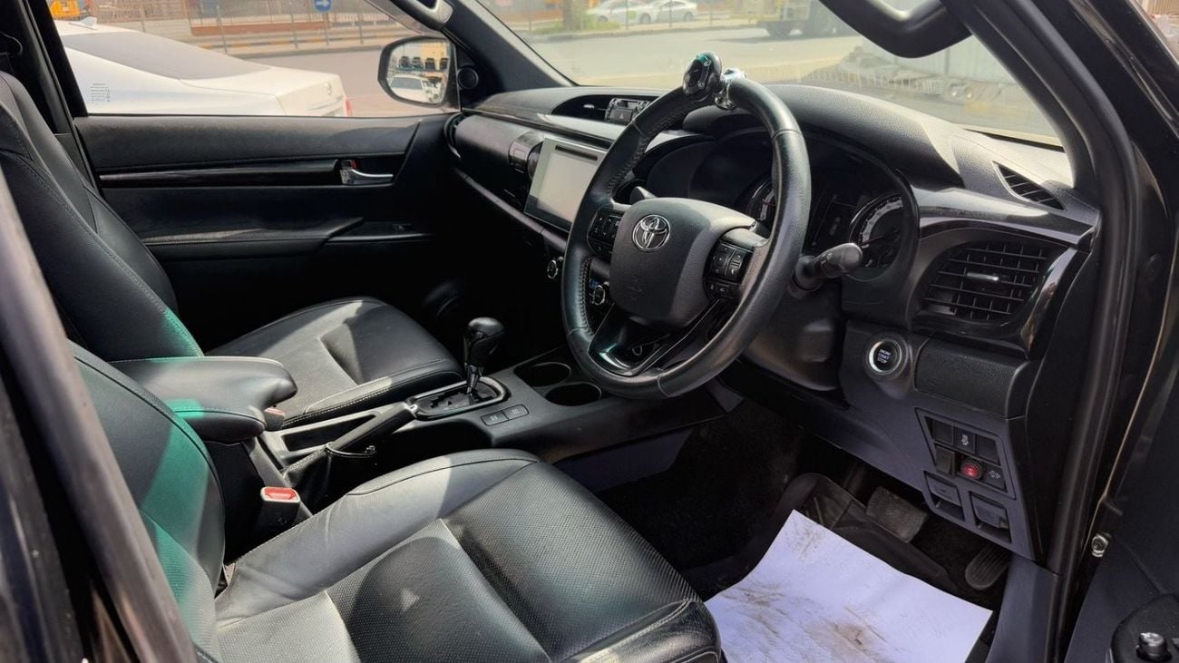 Toyota Hilux Toyota hilux 2019 diesel 2.8 RHD full options