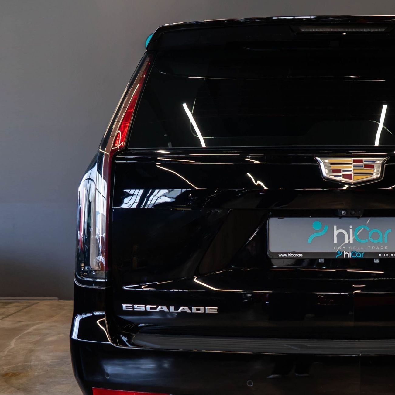 Cadillac Escalade Escalade-V 6.2L AED 8,240 p.m • 0% Downpayment • Cadillac Escalade V  • Agency Warranty