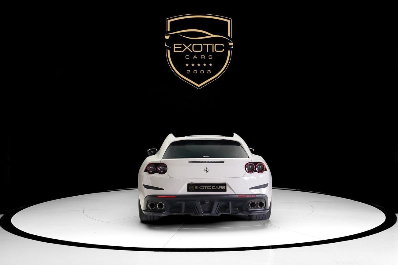 فيراري جي تي سي 4  لوسو T V8