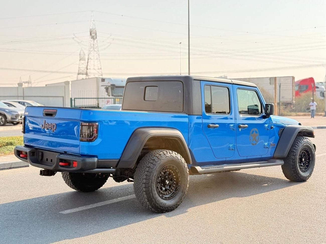 جيب جلادياتور RUBICON