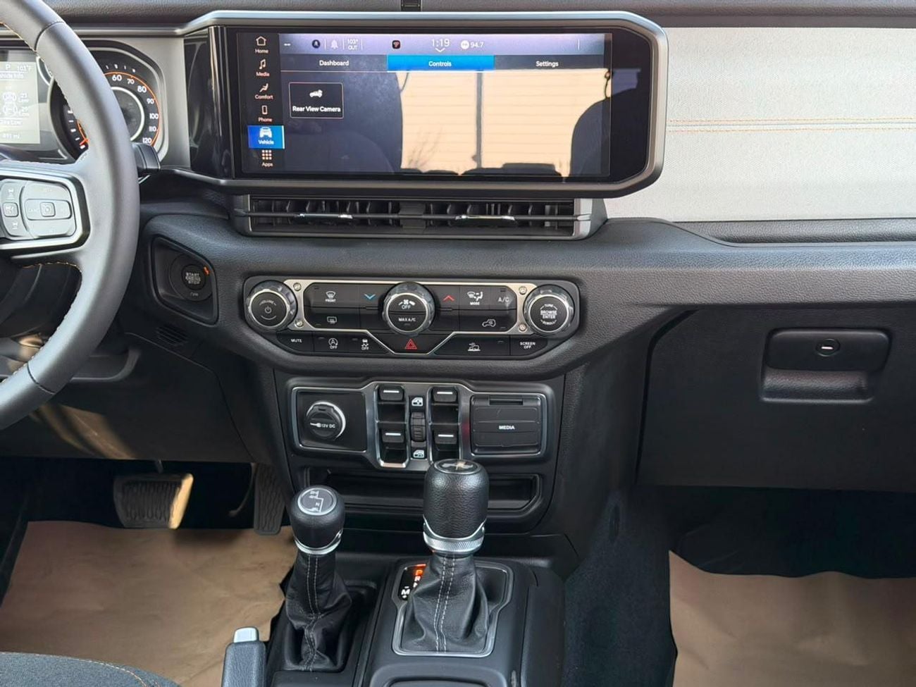 Jeep Wrangler SPORT 2.0L Petrol 2024 Export Price @ 125,000 AED