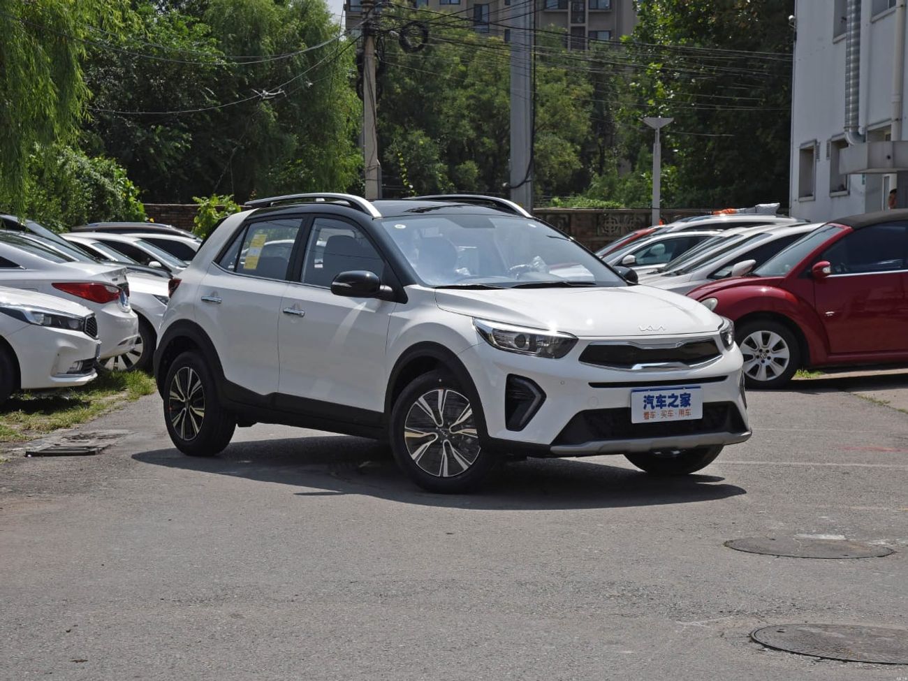 كيا KX1 Kia KX1 DUAL TONE | 1.4L V4 PETROL | CVT WITH SUNROOF | PUSH START | DVD CAMERA