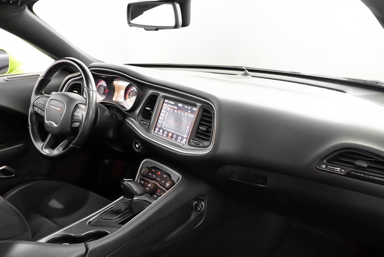 Dodge Challenger R/T 5.7L (370 HP)