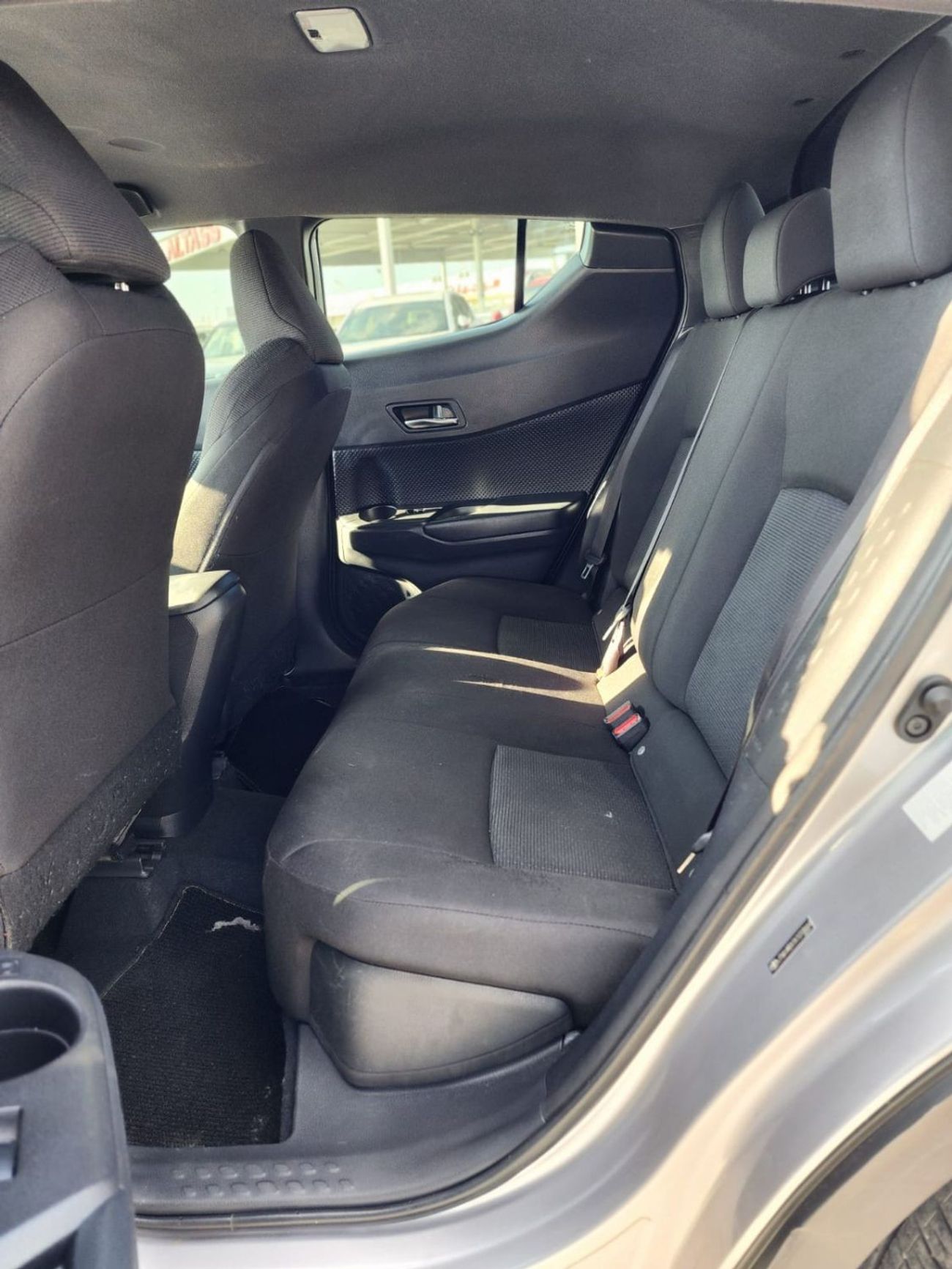 Toyota CHR TOYOTA CHR 2018 SILVER