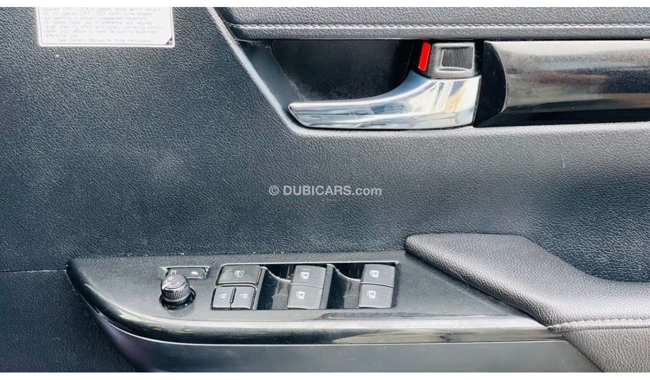 Toyota Hilux 2018 ROGUE 4X4 Diesel 2.8L | PREMIUM LEATHER ELECTRIC SEATS | PUSH START | BOOT COVER | GOOD CONDITI