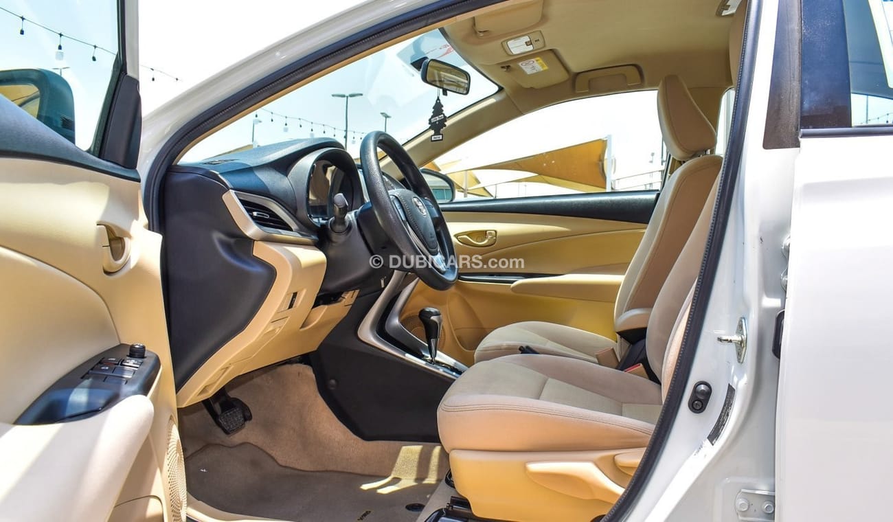 Toyota Yaris 1.5 L E