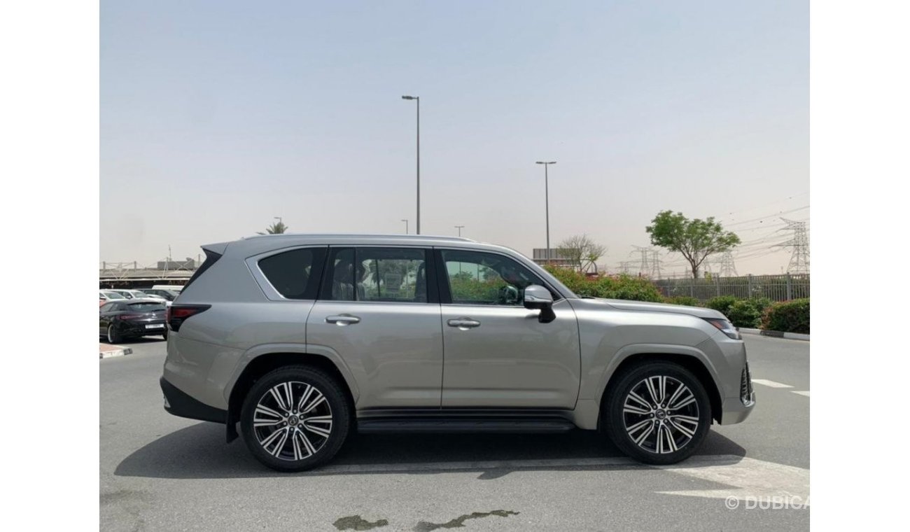 Lexus LX 600 Signature GCC Spec