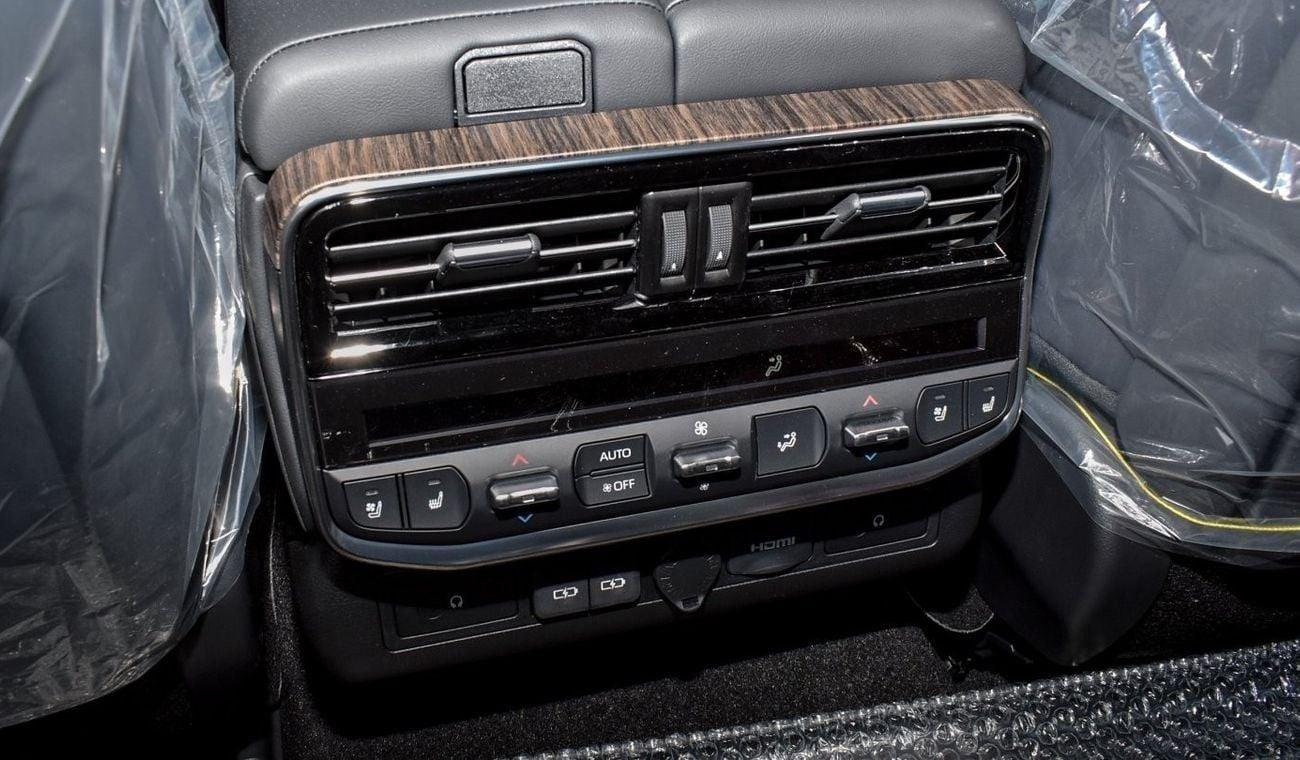 Toyota Land Cruiser VXR 3.5L TWIN TURBO